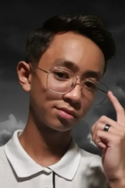 Rykal Iskandar backdrop