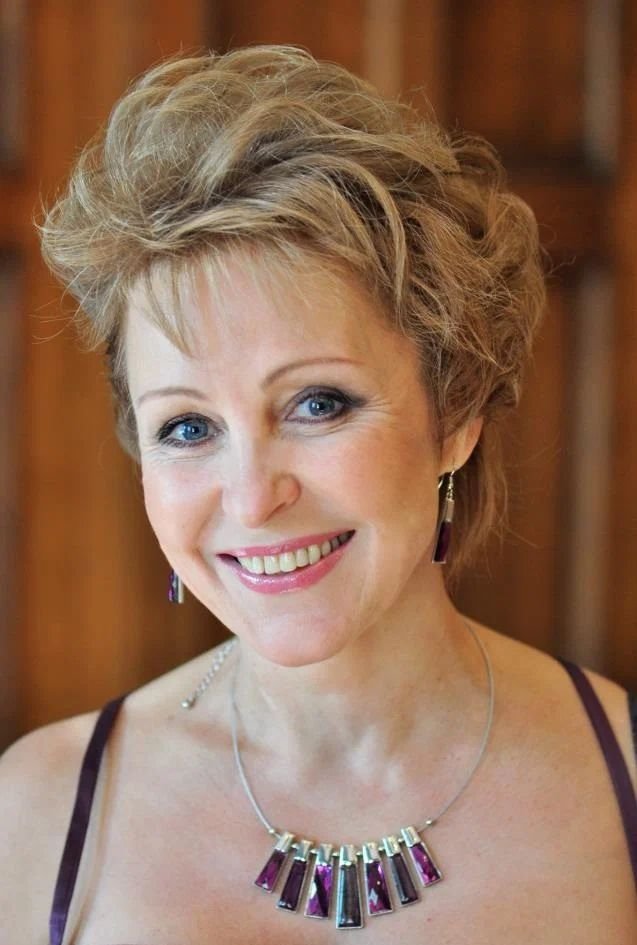 Elena Borzova backdrop