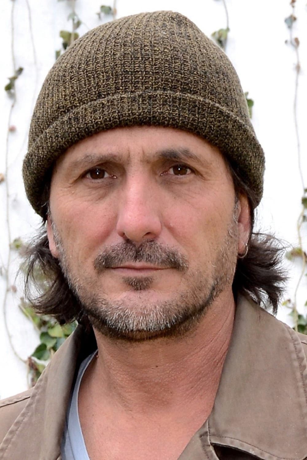 Batan Silva backdrop