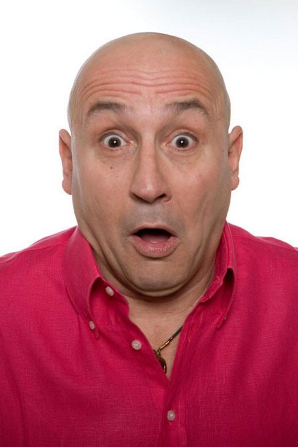 Maurizio Battista backdrop