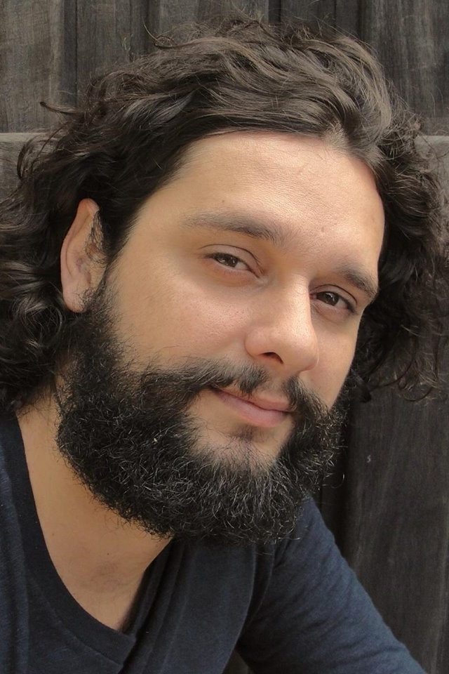 Pierre Santos backdrop