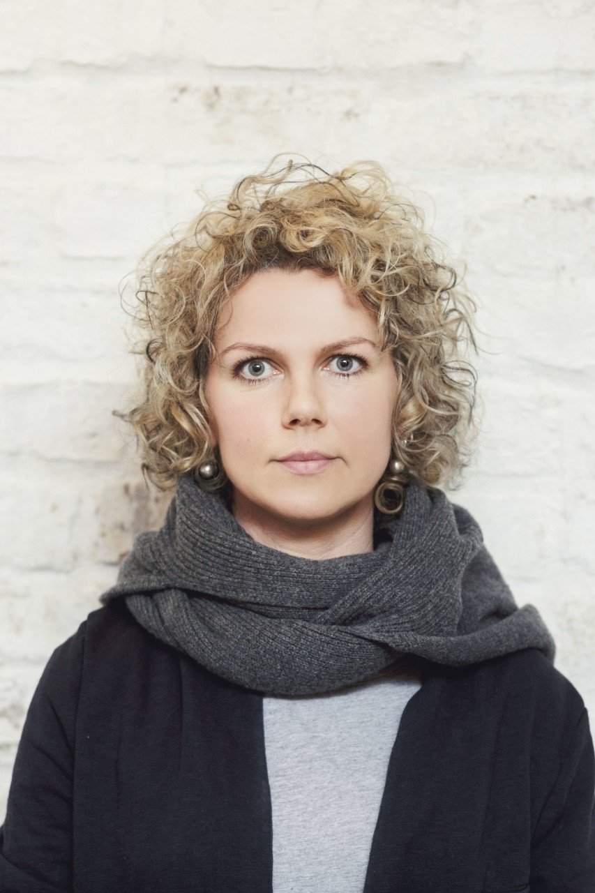 Madara Dišlere backdrop