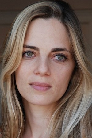 Regina Orioli backdrop