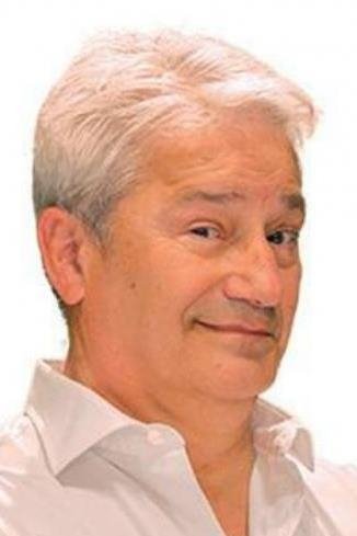 José Pedro Gomes backdrop