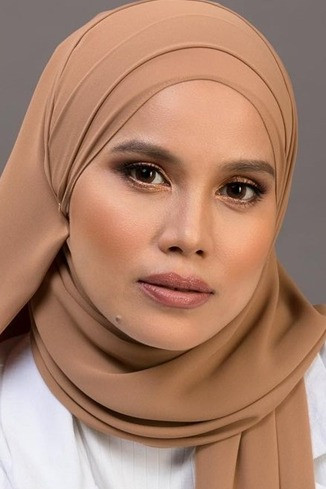 Nadiya Nisaa backdrop