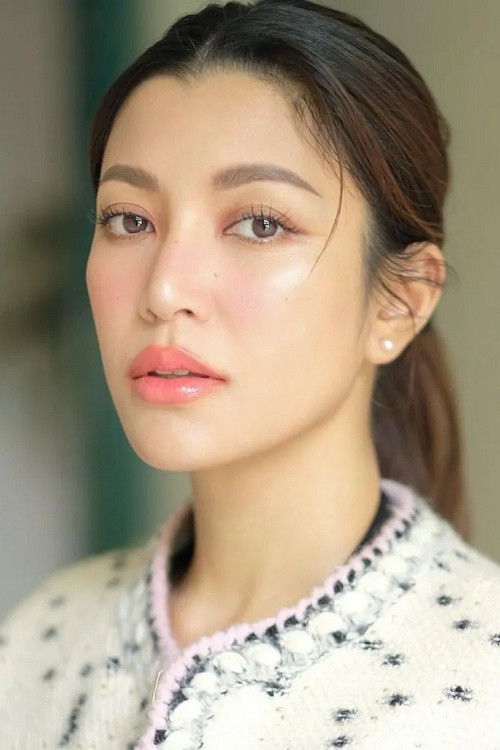 Morakot Sangtaweep backdrop