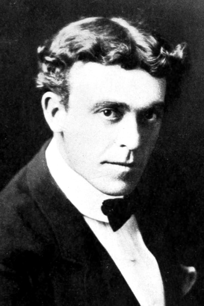 Frank Montgomery backdrop