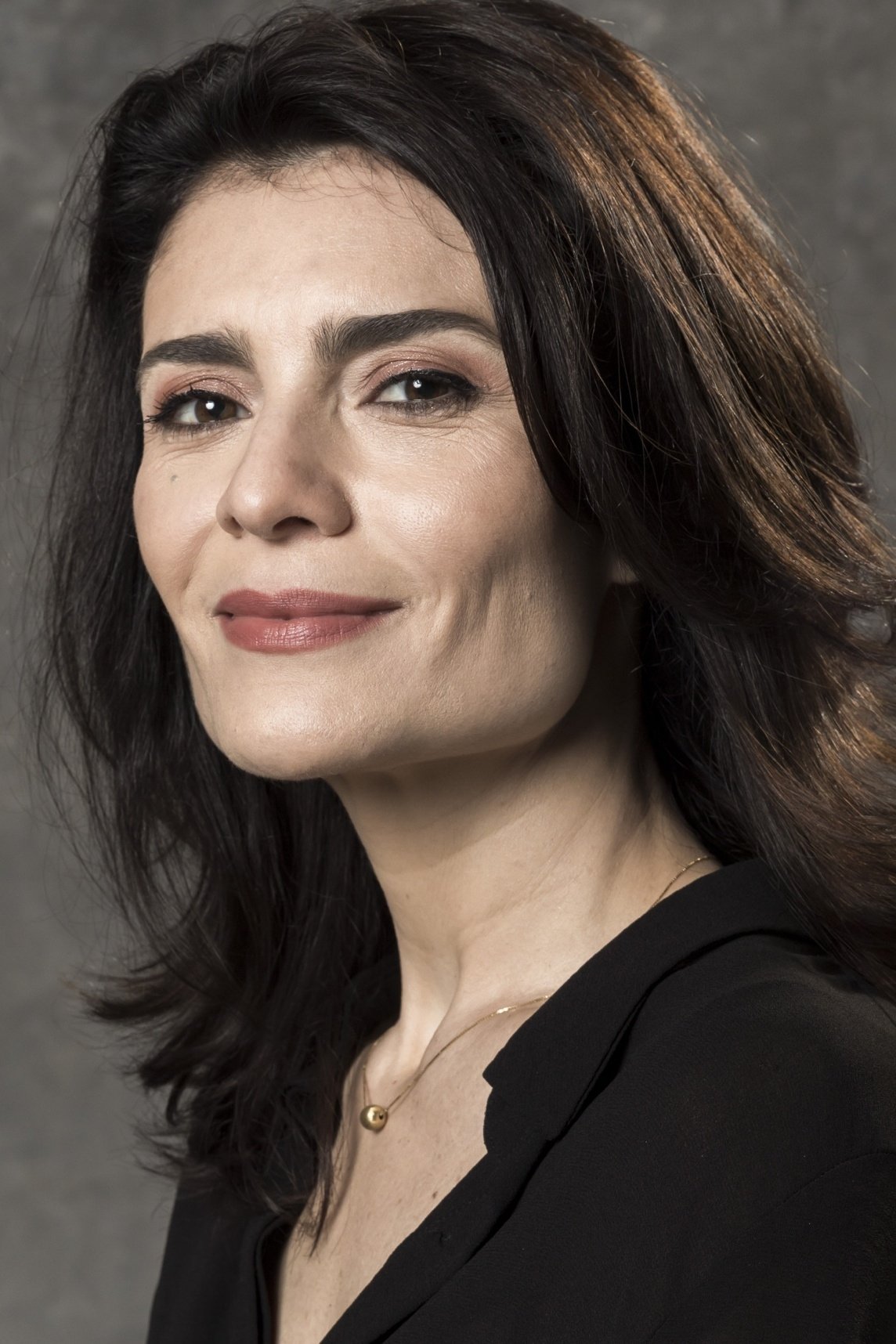 Arieta Corrêa backdrop