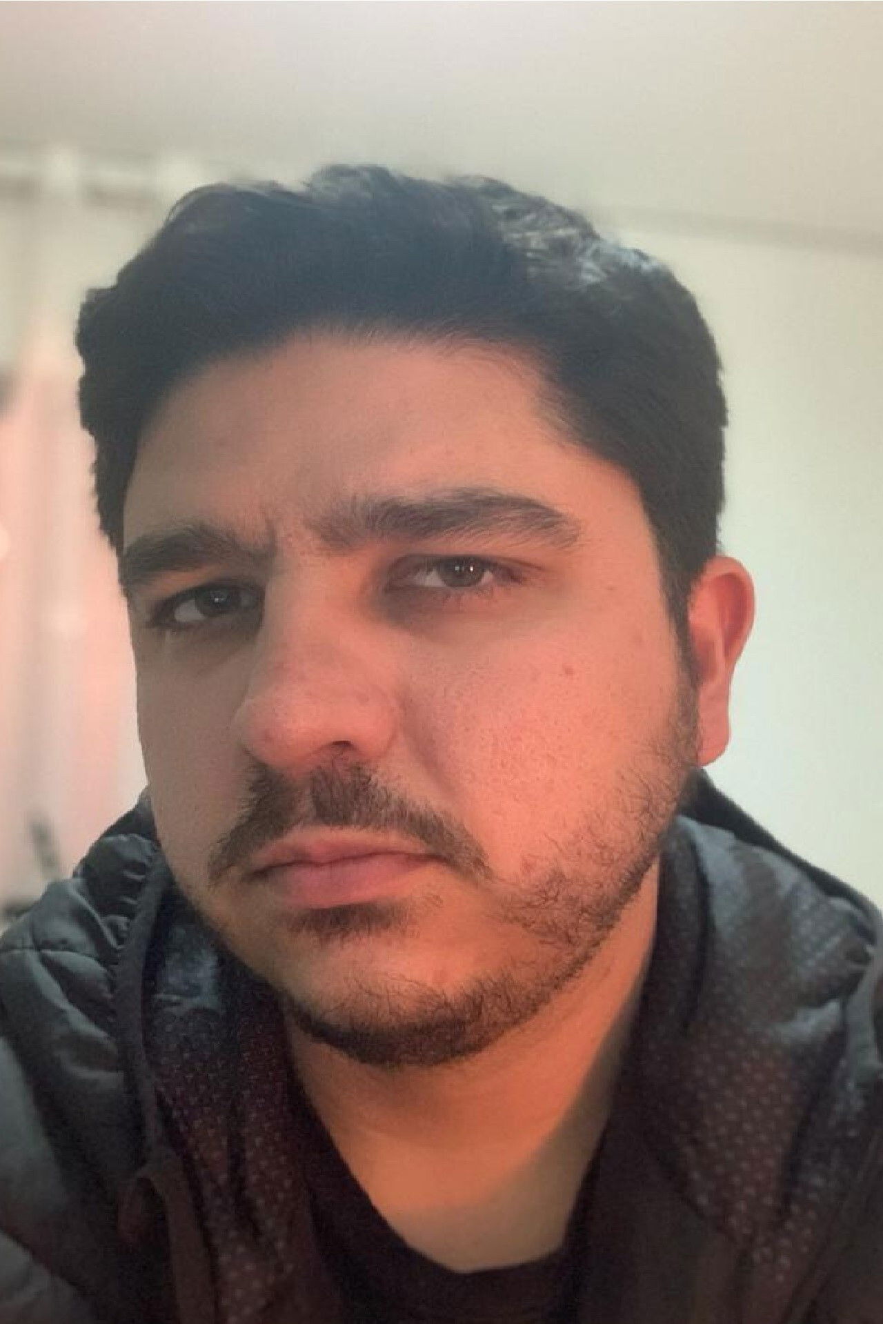 Renato Mattos backdrop