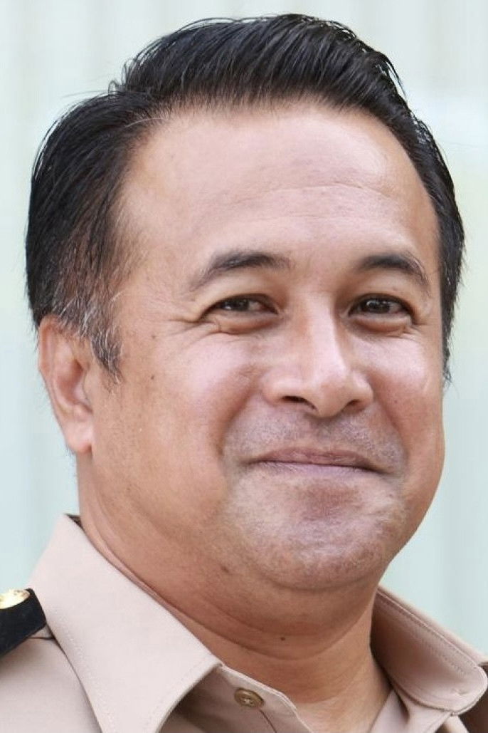 Worachet Nimsuwan backdrop