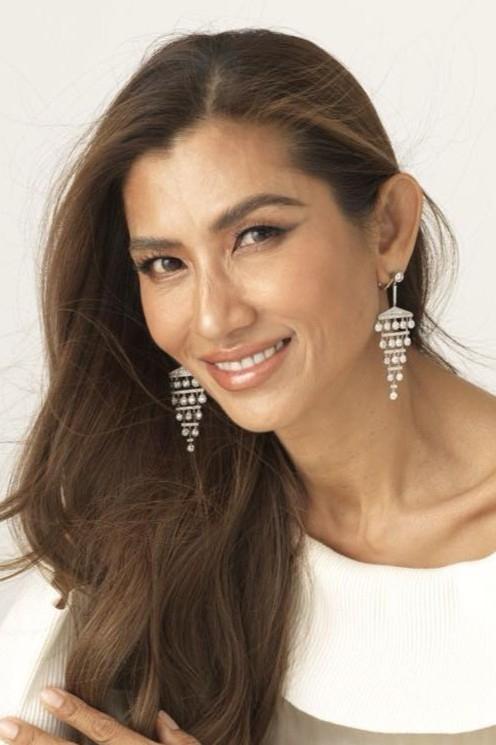 Alissa Intusmith backdrop