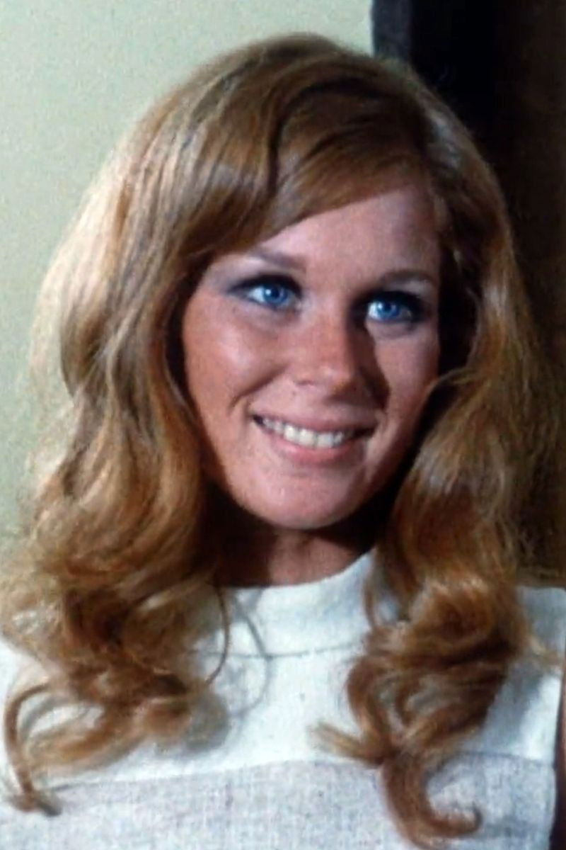 Bunny Allister backdrop