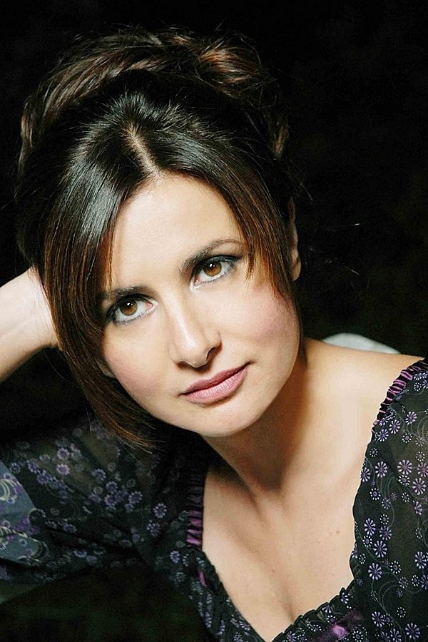 Eleonora Mazzoni backdrop