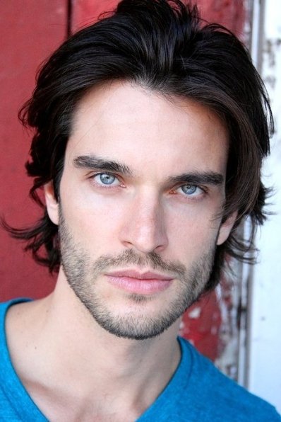 Daniel Di Tomasso backdrop