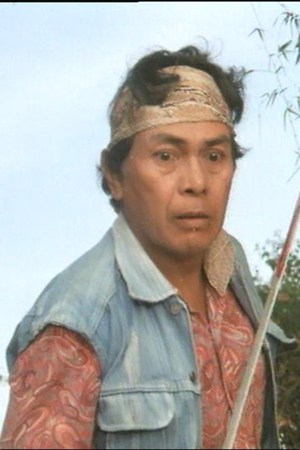 Mario Escudero backdrop