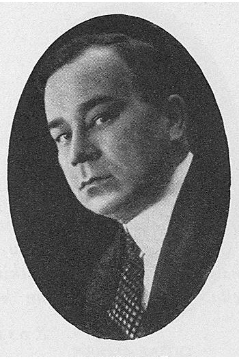 Aku Käyhkö backdrop