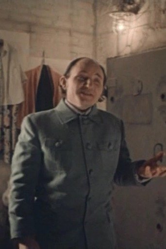 Leonid Kushnir backdrop