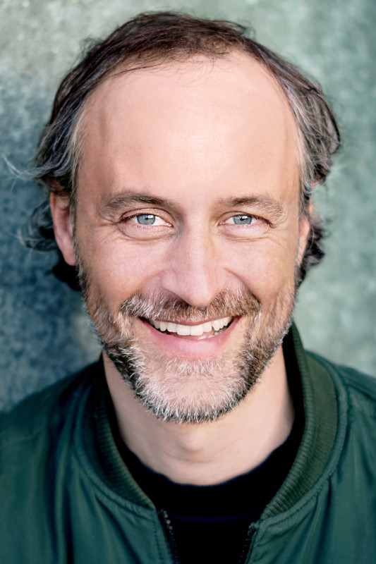 Thomas Niehaus backdrop