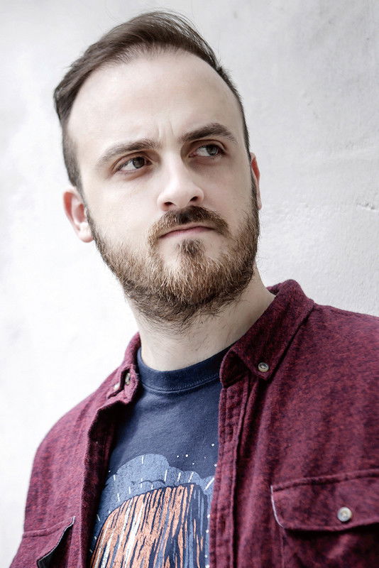 Davi Pretto backdrop