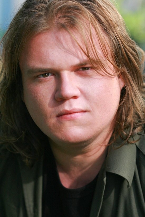 Daniel Cresswell backdrop