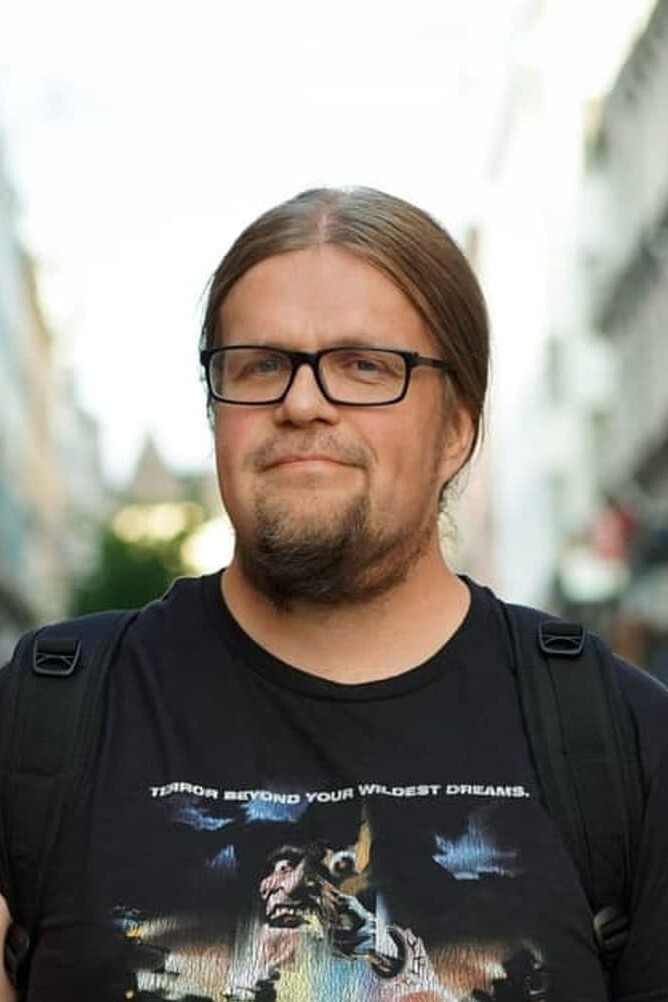 Ville Lähde backdrop