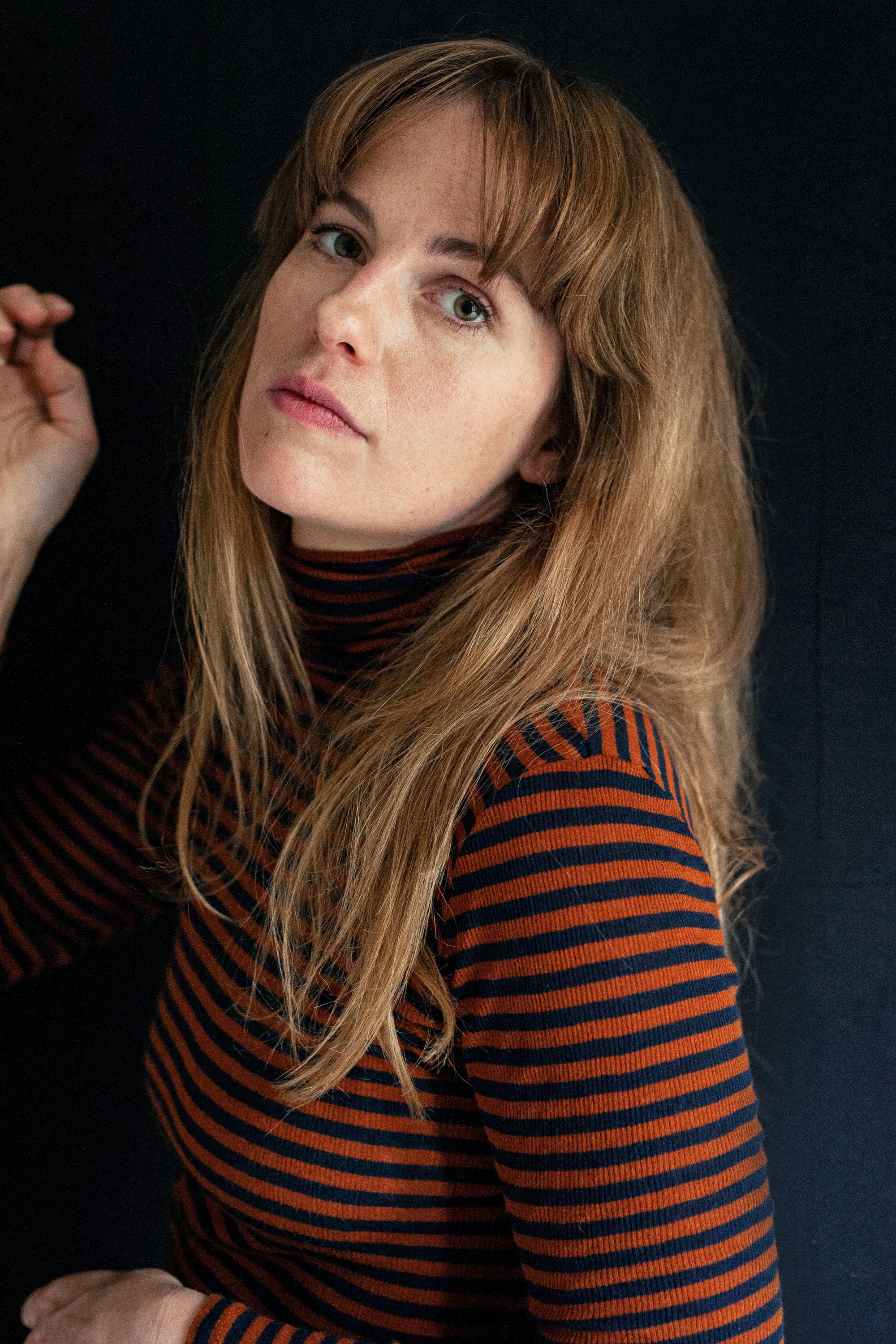 Isabell Polak → Izabel Polak backdrop