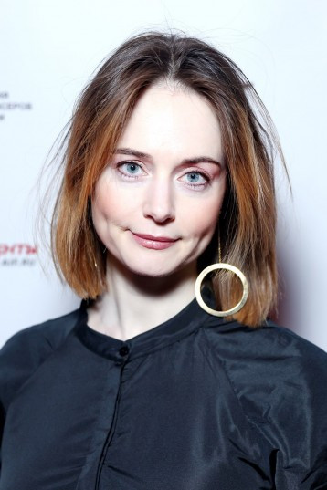 Alena Polunina backdrop