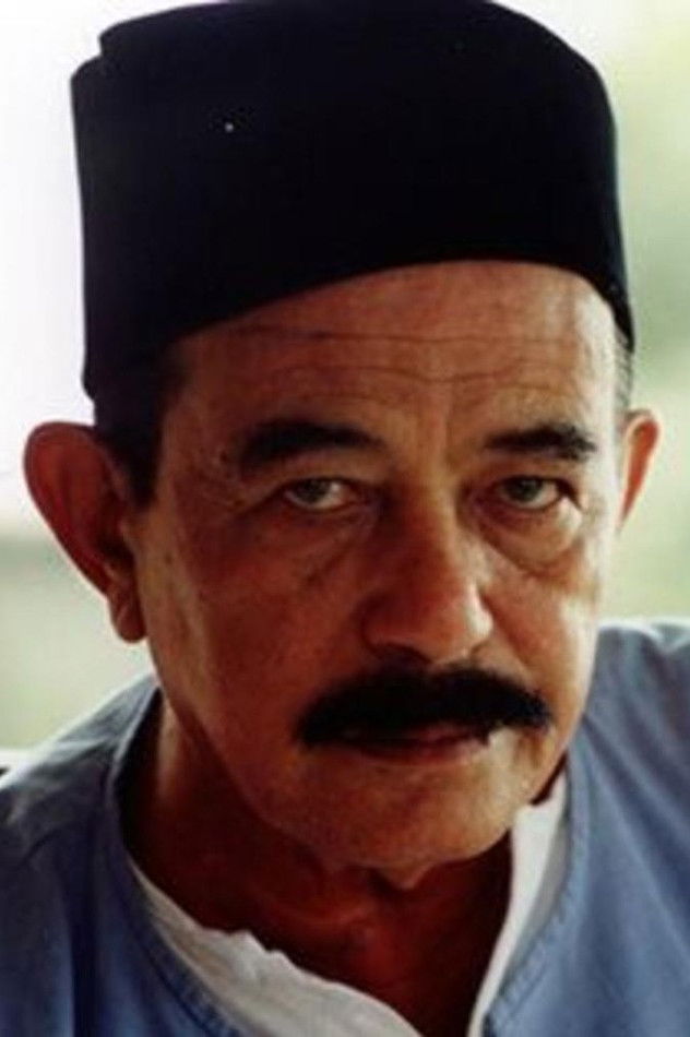 Robert Syarief backdrop