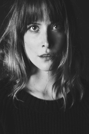 Hannah Britland backdrop