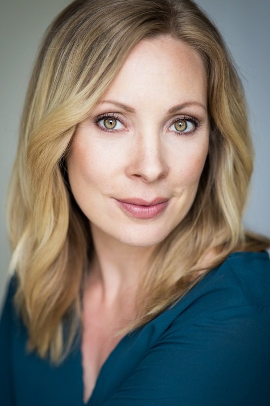 Sia Trokenheim backdrop