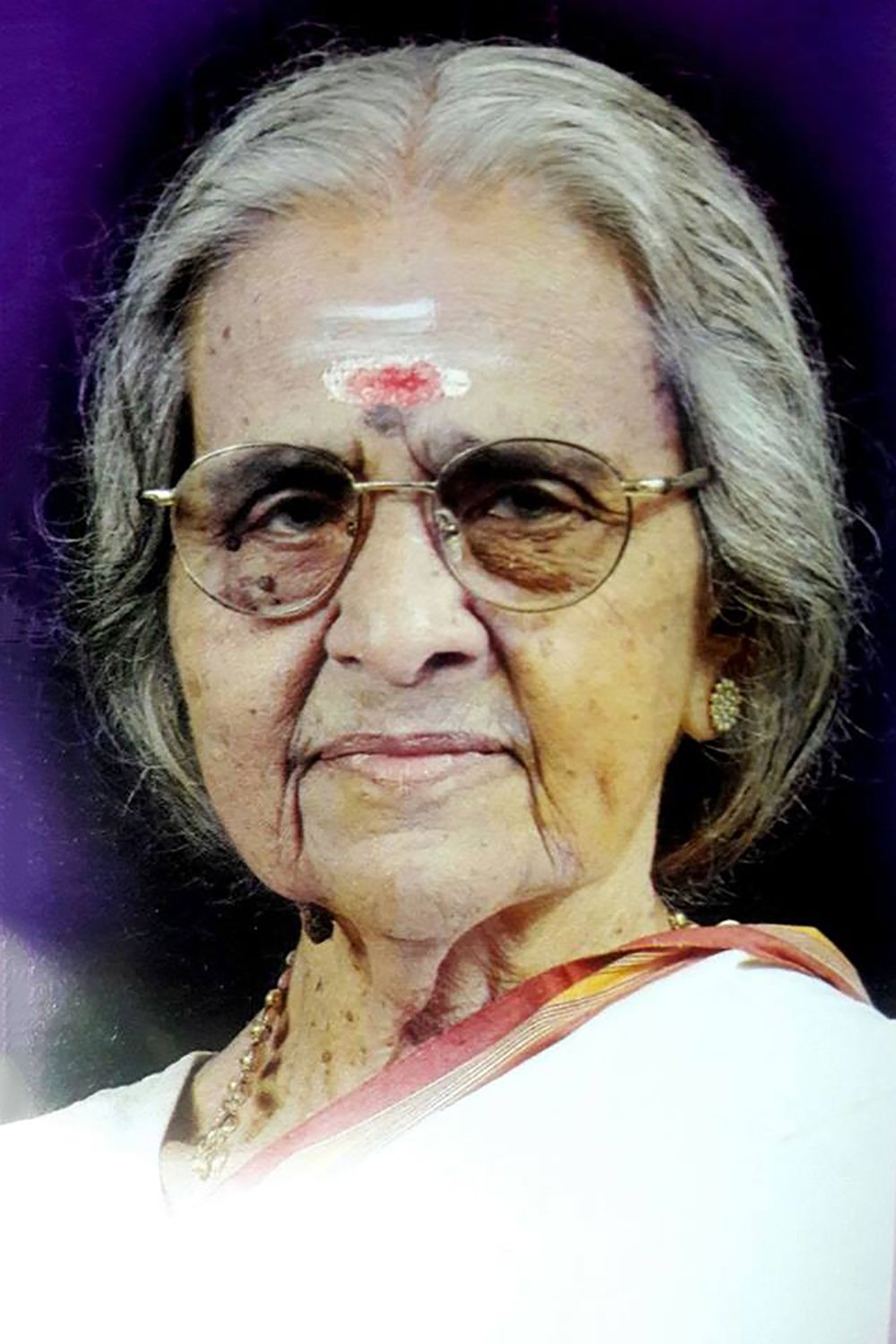 Aranmula Ponnamma backdrop