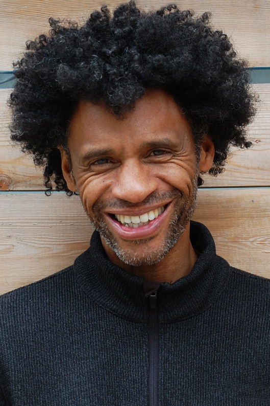 Franck Sylvestre backdrop