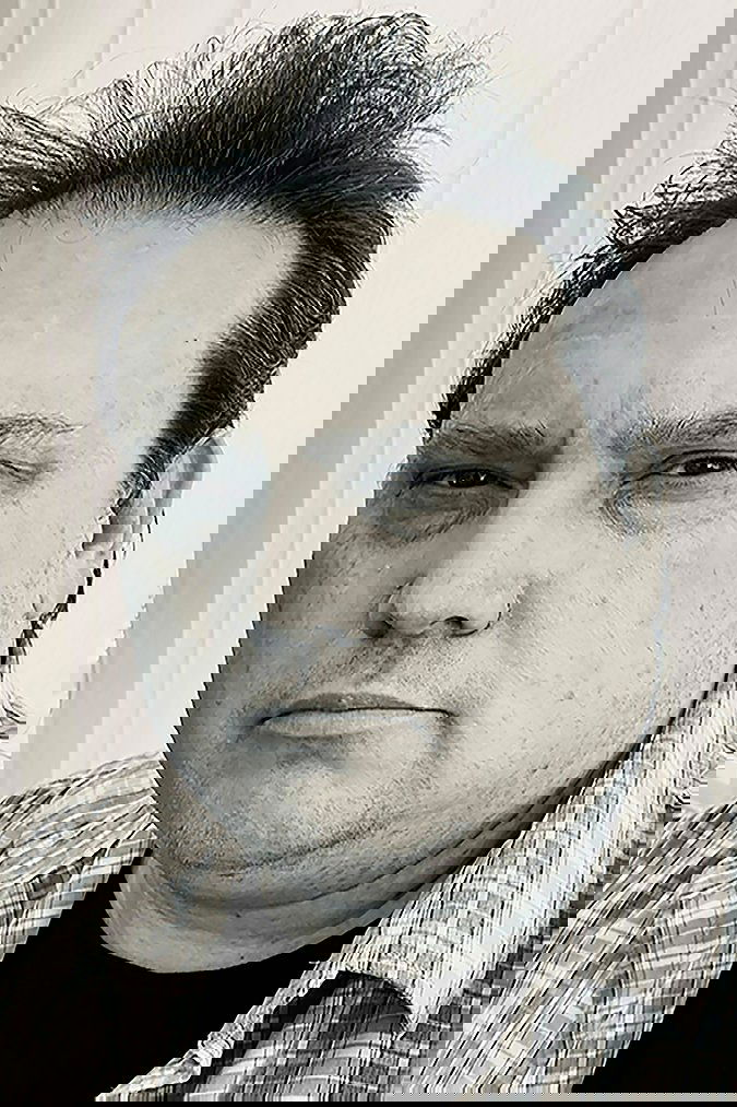 Steven M. Smith backdrop