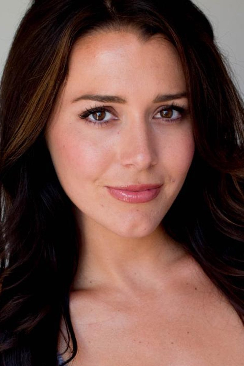 Chloe Kirby backdrop