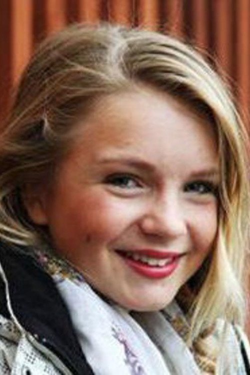 Amanda Pajus backdrop