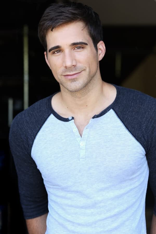 Džastin Rej backdrop