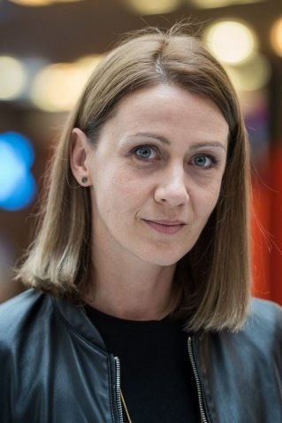 Mónika Balsai backdrop