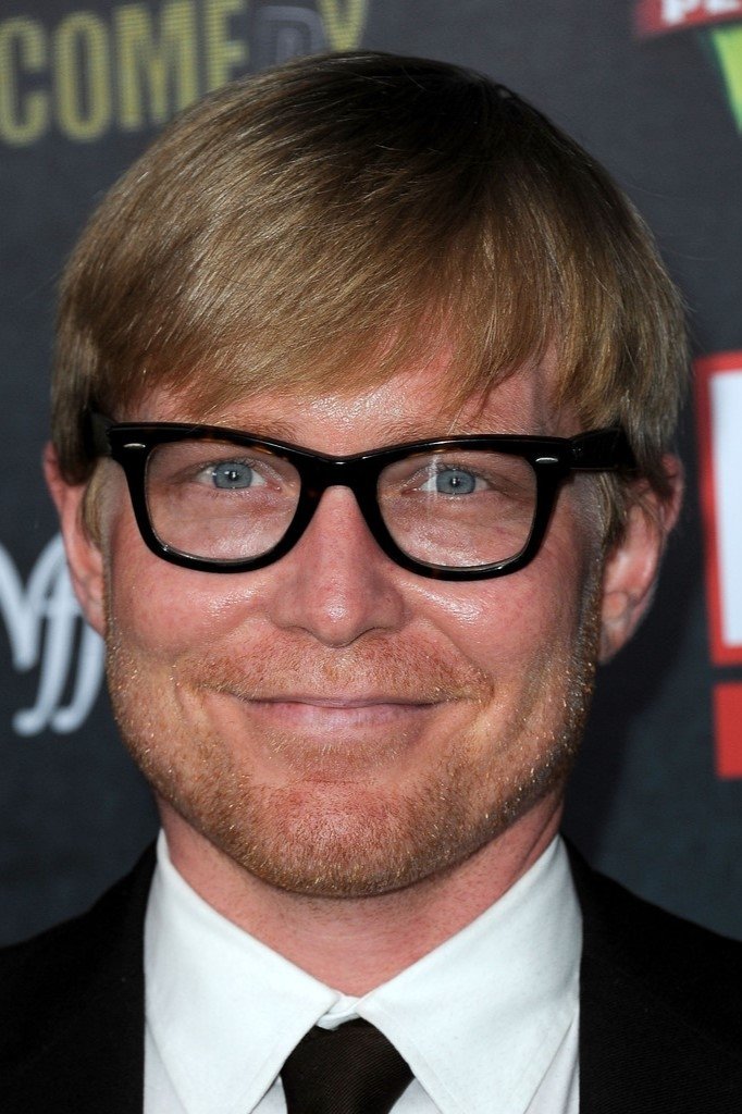 Mike O'Connell backdrop