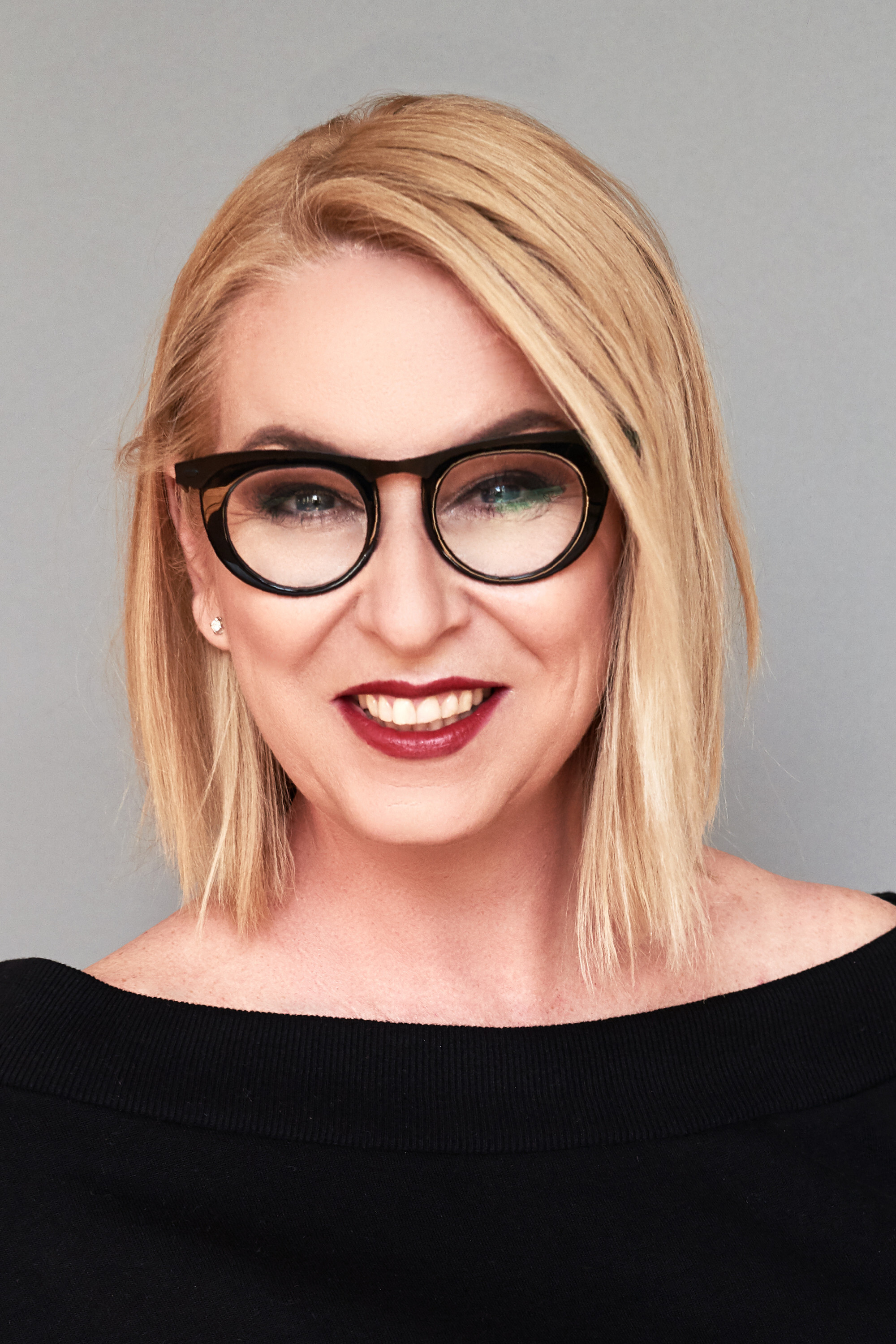 Wanda Adamík Hrycová backdrop