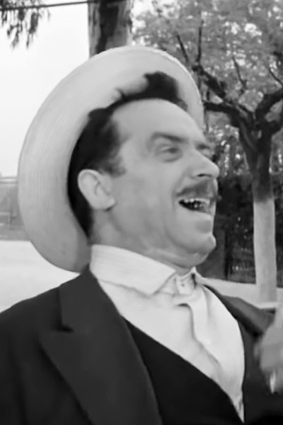 Lakis Skellas backdrop