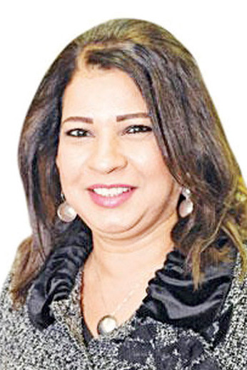 Mariam Ziman backdrop