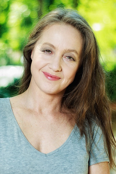 Anikó Für backdrop