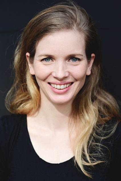 Ina Maria Jaich backdrop