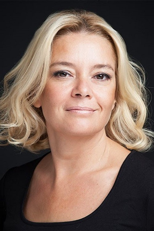 Lale Başar backdrop