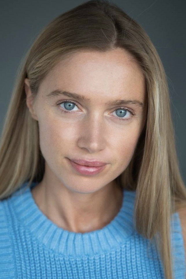 Anna Andrusenko backdrop