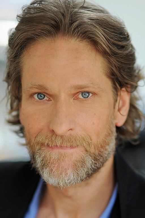 Michael Laurence backdrop