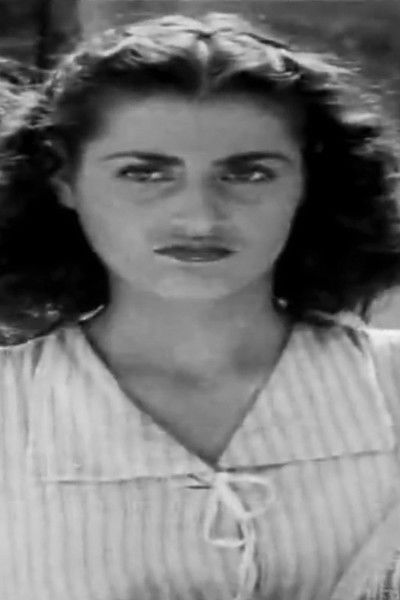 Marina Smyrnaki backdrop