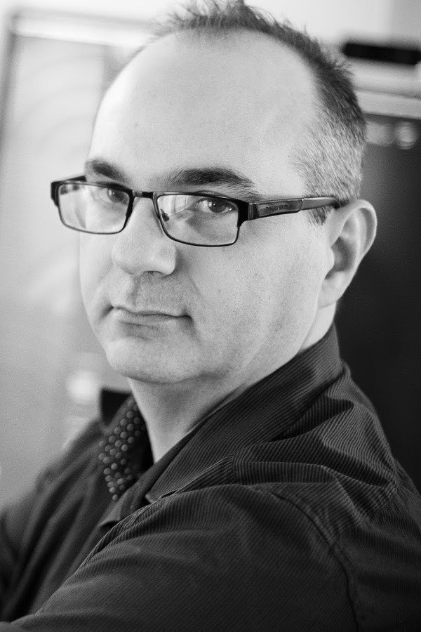 Kevin MacLeod backdrop