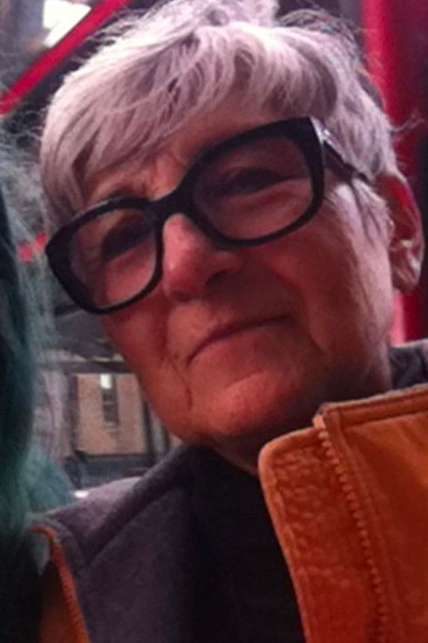 Marva Nabili backdrop