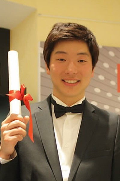 Moon Byung-gon backdrop